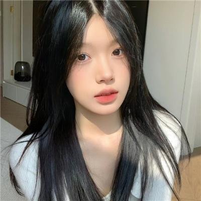 踮起脚尖靠近你